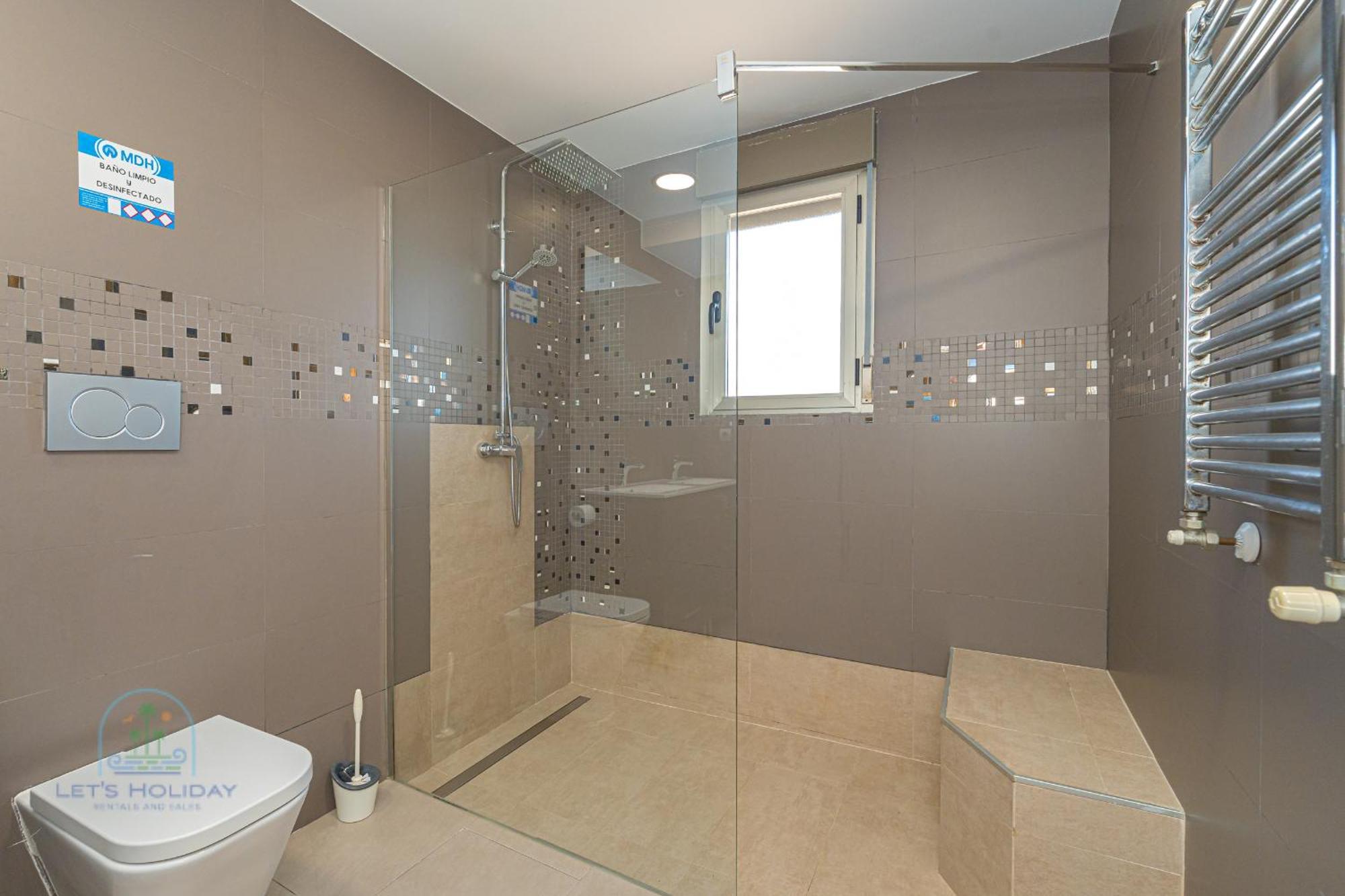 Dolores Perfect For Holidays El Campello
